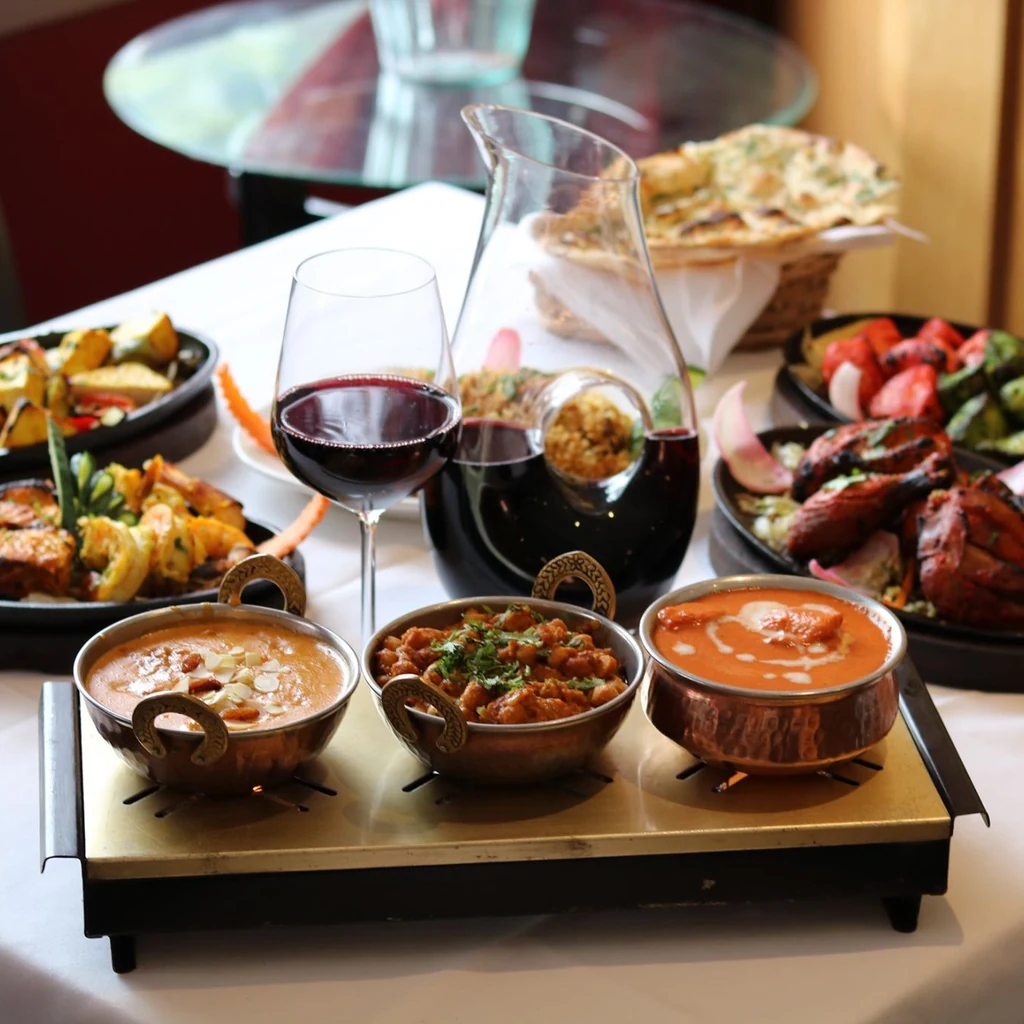 Indian curries, tandoori dishes and naan served for dine-in at Raja Chettinad Kitchener