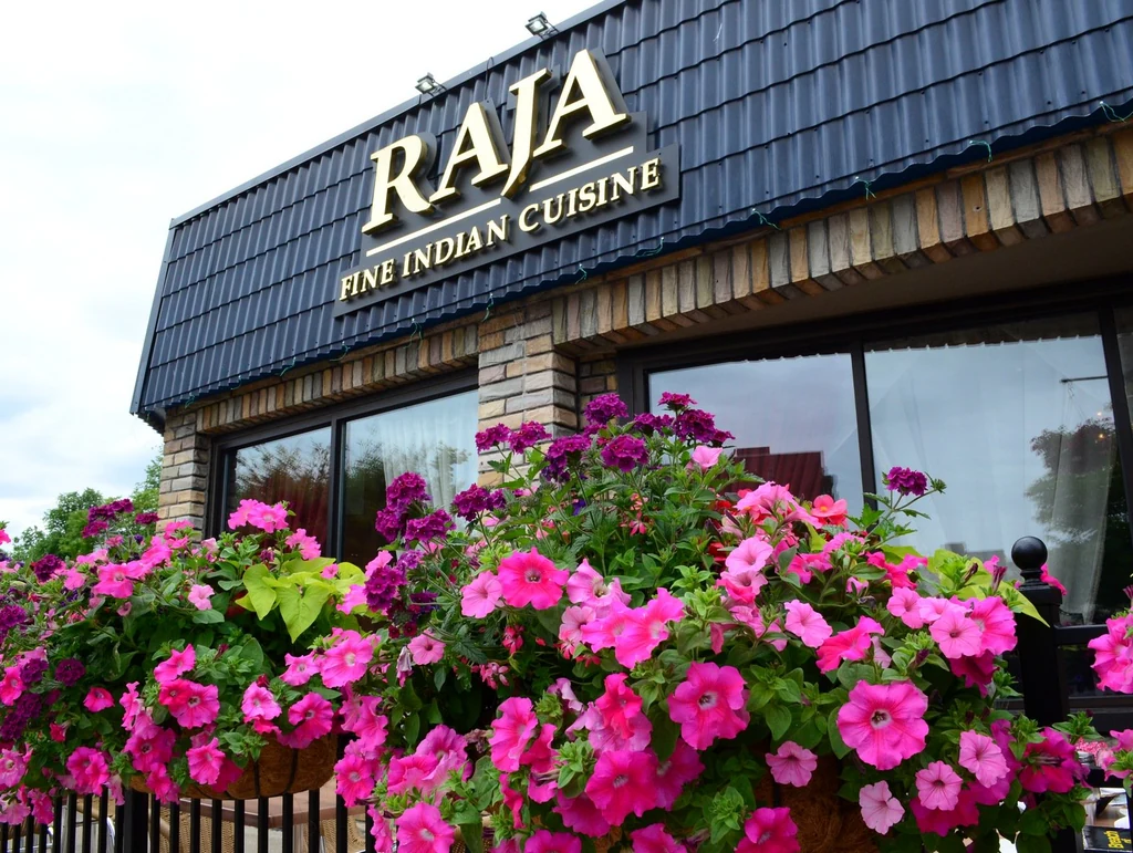 Raja Chettinad Kitchener — Chettinad and South Indian restaurant in Belmont Village, Kitchener